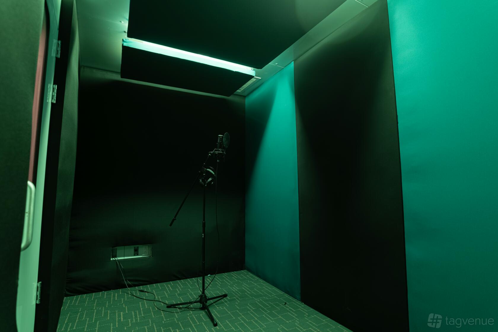 Green Studio interior detail